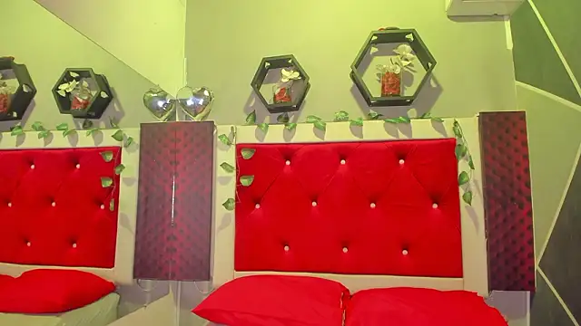 Karoll014 online show from 02/03/26, 12:21