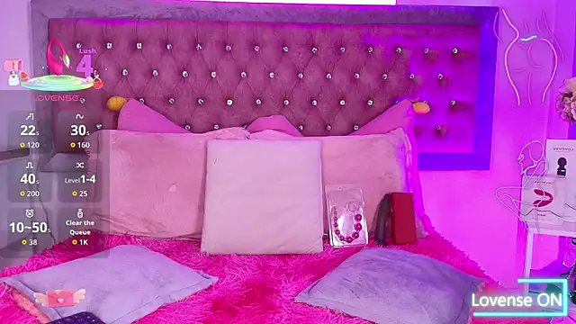 Tayzon Foxxx online show from 09/11/25, 12:38