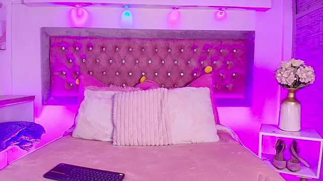 Tayzon Foxxx online show from 02/24/26, 12:58