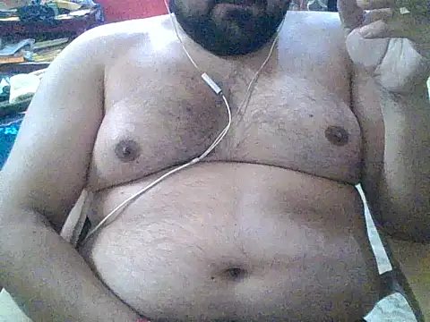 ARYANAVAILABLE online show from 11/30/25, 09:41