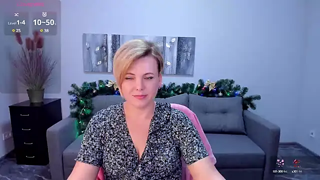 Julia Wilsone online show from 01/04/25, 12:49