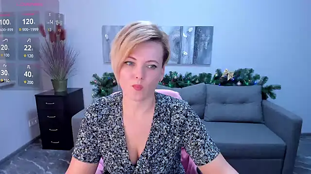 Julia Wilsone online show from 01/05/25, 12:53