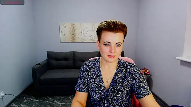 Julia Wilsone online show from 02/16/26, 06:53