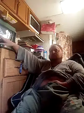 Snapshot of tjmacksjr chatting on 01/19/25, 04:57 tjmacksjr online show from 01/19/25, 04:57