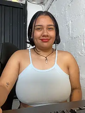 Snapshot of SofiaGarcia7 chatting on 06/24/26, 02:27 SofiaGarcia7 online show from 06/24/26, 02:27