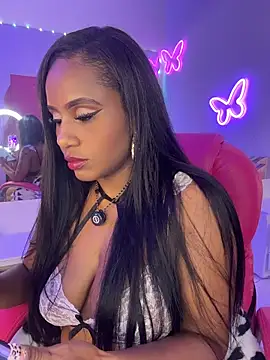 AlisonHoot69 online show from 04/21/26, 02:37