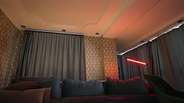 aurora nude online show from 03/14/25, 09:46