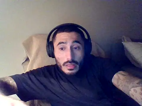 Snapshot of tengocanicas chatting on 11/14/25, 04:44 tengocanicas online show from 11/14/25, 04:44