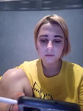 Snapshot of Gussie_Bridie chatting on 12/07/24, 01:07 Gussie Bridie online show from 12/07/24, 01:07