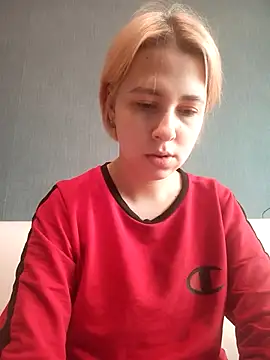 Snapshot of Gussie_Bridie chatting on 12/10/24, 09:33 Gussie Bridie online show from 12/10/24, 09:33