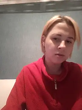 Snapshot of Gussie_Bridie chatting on 12/15/24, 03:09 Gussie Bridie online show from 12/15/24, 03:09