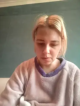 Snapshot of Gussie_Bridie chatting on 01/23/25, 08:36 Gussie Bridie online show from 01/23/25, 08:36