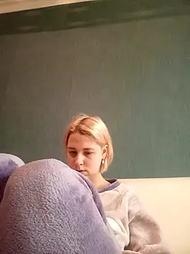 Snapshot of Gussie_Bridie chatting on 02/01/25, 08:08 Gussie Bridie online show from 02/01/25, 08:08