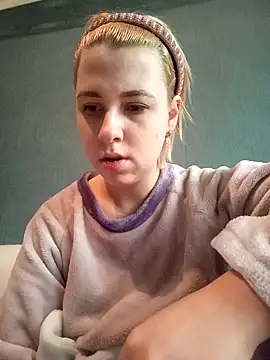 Snapshot of Gussie_Bridie chatting on 02/05/25, 07:39 Gussie Bridie online show from 02/05/25, 07:39