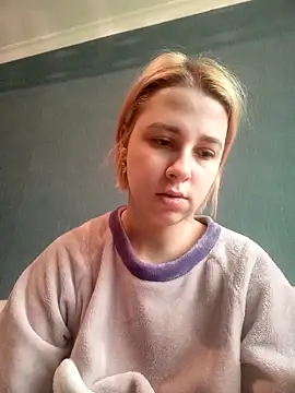 Snapshot of Gussie_Bridie chatting on 02/21/25, 09:13 Gussie Bridie online show from 02/21/25, 09:13