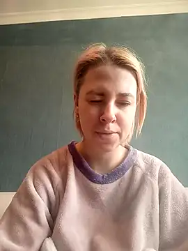 Snapshot of Gussie_Bridie chatting on 02/22/25, 07:56 Gussie Bridie online show from 02/22/25, 07:56
