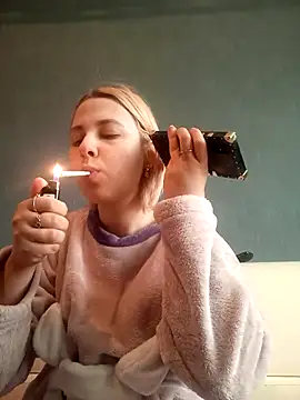 Snapshot of Gussie_Bridie chatting on 02/28/25, 06:21 Gussie Bridie online show from 02/28/25, 06:21