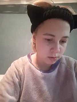 Snapshot of Gussie_Bridie chatting on 03/01/25, 02:23 Gussie Bridie online show from 03/01/25, 02:23