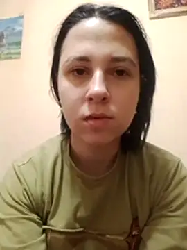 Snapshot of Gussie_Bridie chatting on 10/19/25, 05:52 Gussie Bridie online show from 10/19/25, 05:52