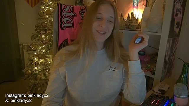 Pinkyladyxxx online show from 11/30/25, 05:11