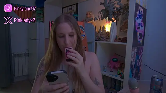 Pinkyladyxxx online show from 02/21/26, 04:19