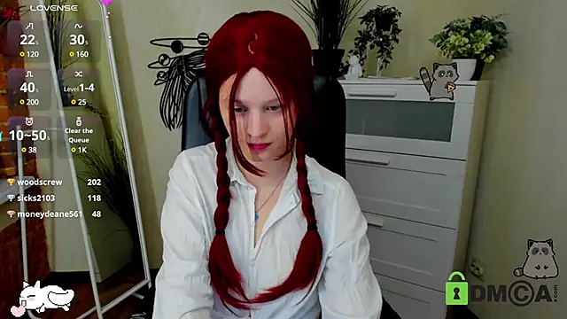 Snapshot of Alina_Mills chatting on 01/17/25, 06:02 Alina Mills online show from 01/17/25, 06:02