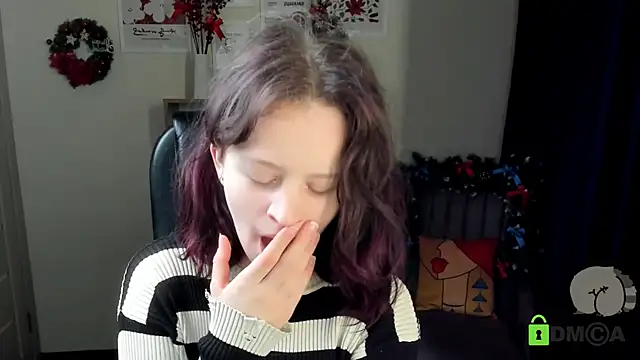 Alina Mills online show from 12/21/25, 08:43