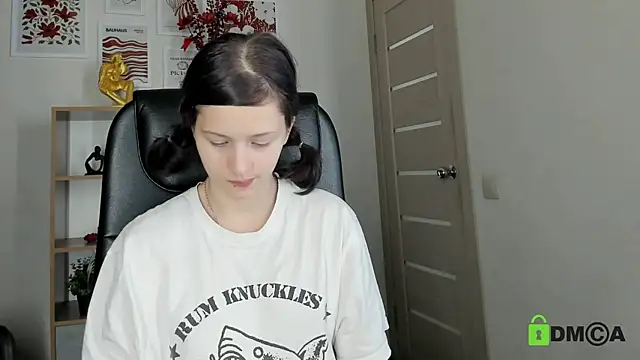 Alina Mills online show from 08/04/26, 07:44