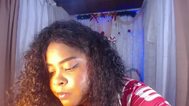 Snapshot of Ana_off_alana chatting on 12/04/24, 01:25 Ana off alana online show from 12/04/24, 01:25
