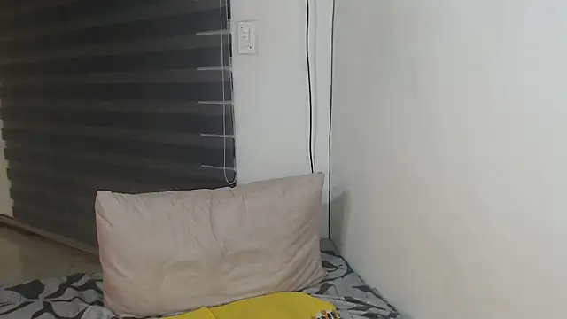 bustytitsxxx online show from 03/17/25, 05:27