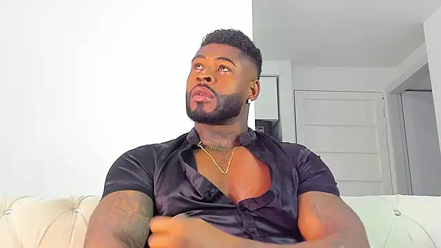 Makonneen online show from 10/26/25, 06:41