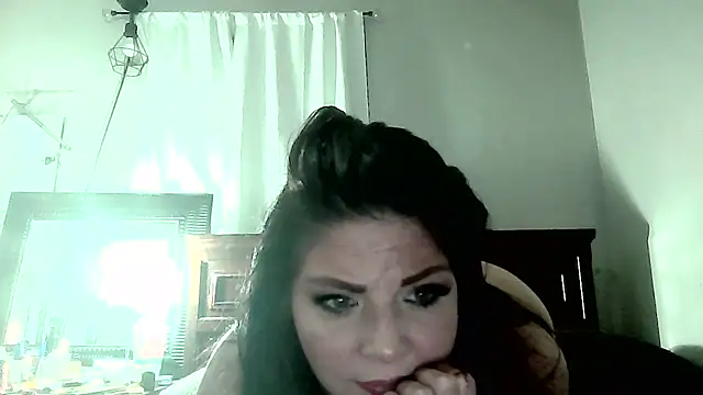 Snapshot of paiday chatting on 01/04/25, 01:10 paiday online show from 01/04/25, 01:10