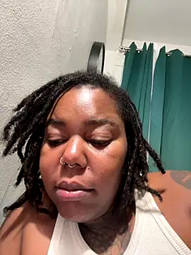 Goddess Nafeesha online show from 01/05/26, 11:41