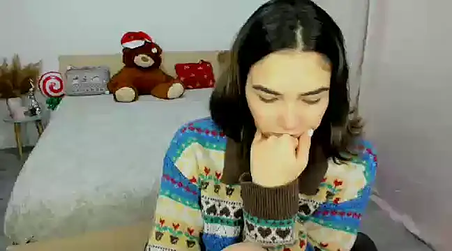 Alexa Dolly12 online show from 12/31/24, 09:31