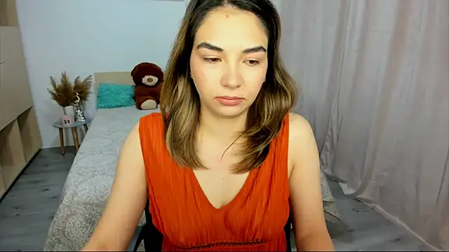 Alexa Dolly12 online show from 11/14/25, 06:01