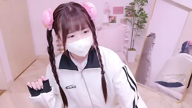 Sayuringo  online show from 03/19/25, 12:34