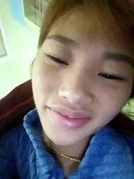 Snapshot of Lonalysexy chatting on 02/17/25, 01:10 Lonalysexy online show from 02/17/25, 01:10