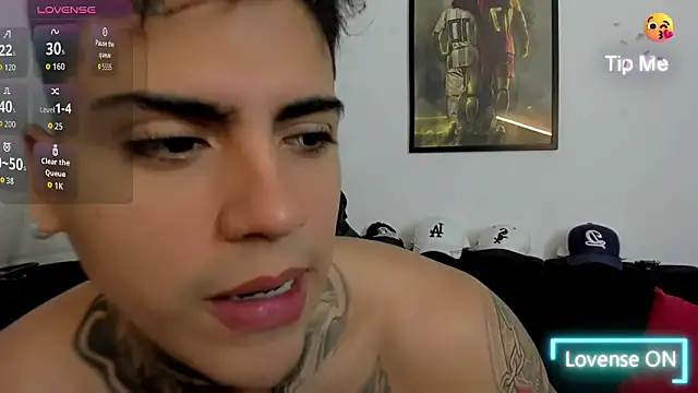 Snapshot of mad_maxxx2 chatting on 02/01/26, 01:09 mad maxxx2 online show from 02/01/26, 01:09