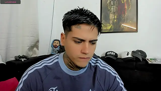 Snapshot of mad_maxxx2 chatting on 02/24/26, 10:46 mad maxxx2 online show from 02/24/26, 10:46