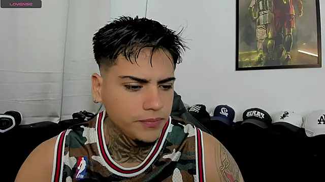 Snapshot of mad_maxxx2 chatting on 02/27/26, 10:59 mad maxxx2 online show from 02/27/26, 10:59