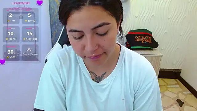  luna torres online show from 12/03/25, 01:20