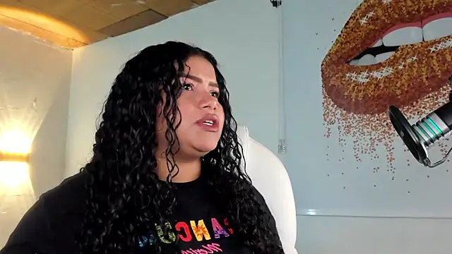 loly marce online show from 02/08/25, 09:04