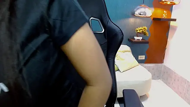 Snapshot of Melikasweetz chatting on 03/20/25, 05:25 Melikasweetz online show from 03/20/25, 05:25