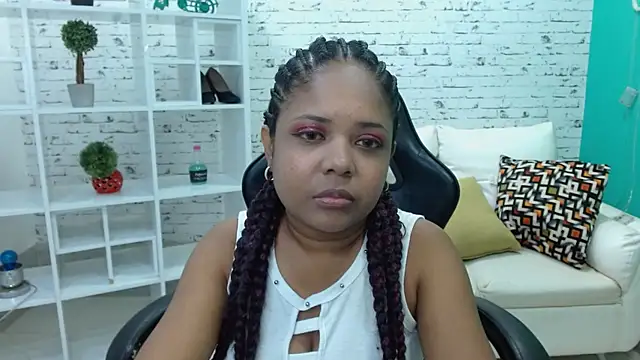 Snapshot of Melikasweetz chatting on 02/18/26, 05:20 Melikasweetz online show from 02/18/26, 05:20