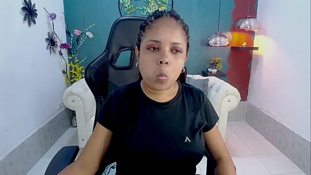 Snapshot of Melikasweetz chatting on 02/22/26, 07:12 Melikasweetz online show from 02/22/26, 07:12