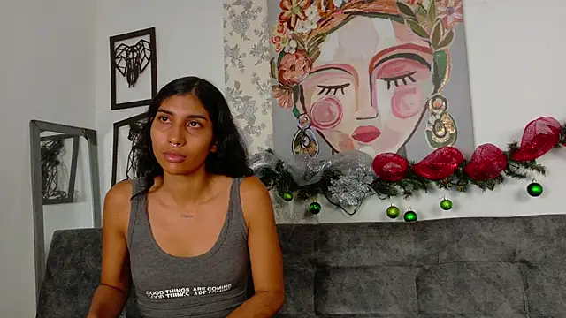 Snapshot of taty_miller chatting on 12/14/25, 06:34 taty miller online show from 12/14/25, 06:34