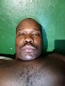 Snapshot of netswera147 chatting on 12/16/25, 04:56 netswera147 online show from 12/16/25, 04:56