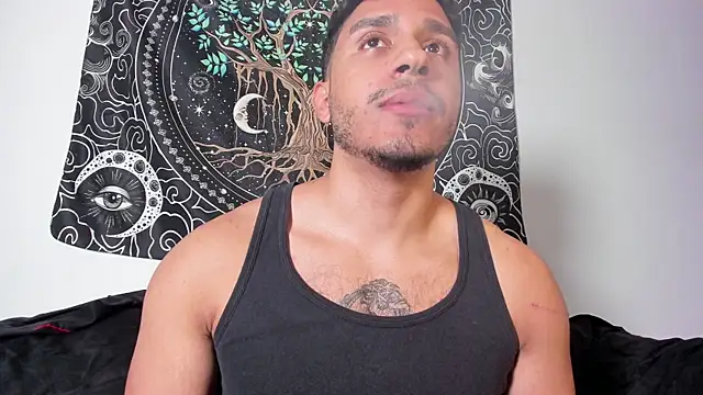 Snapshot of JayMarcos_ chatting on 10/28/25, 03:54 JayMarcos online show from 10/28/25, 03:54