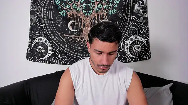 Snapshot of JayMarcos_ chatting on 11/15/25, 05:09 JayMarcos online show from 11/15/25, 05:09