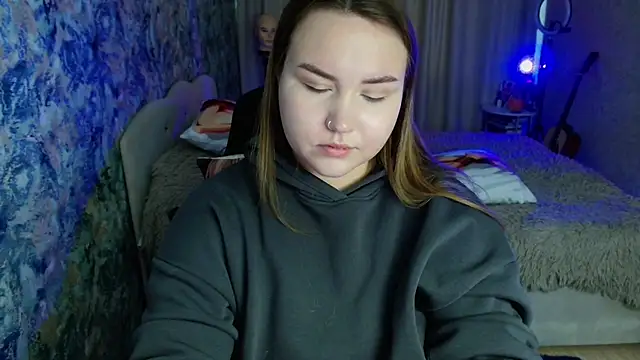 Jenny Fox online show from 11/07/25, 08:25